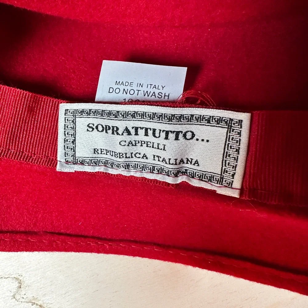 Lot 2 Wool Hats Women's Red Maroon Soprattutto Winter, Dress Rhinestones‎ Italy